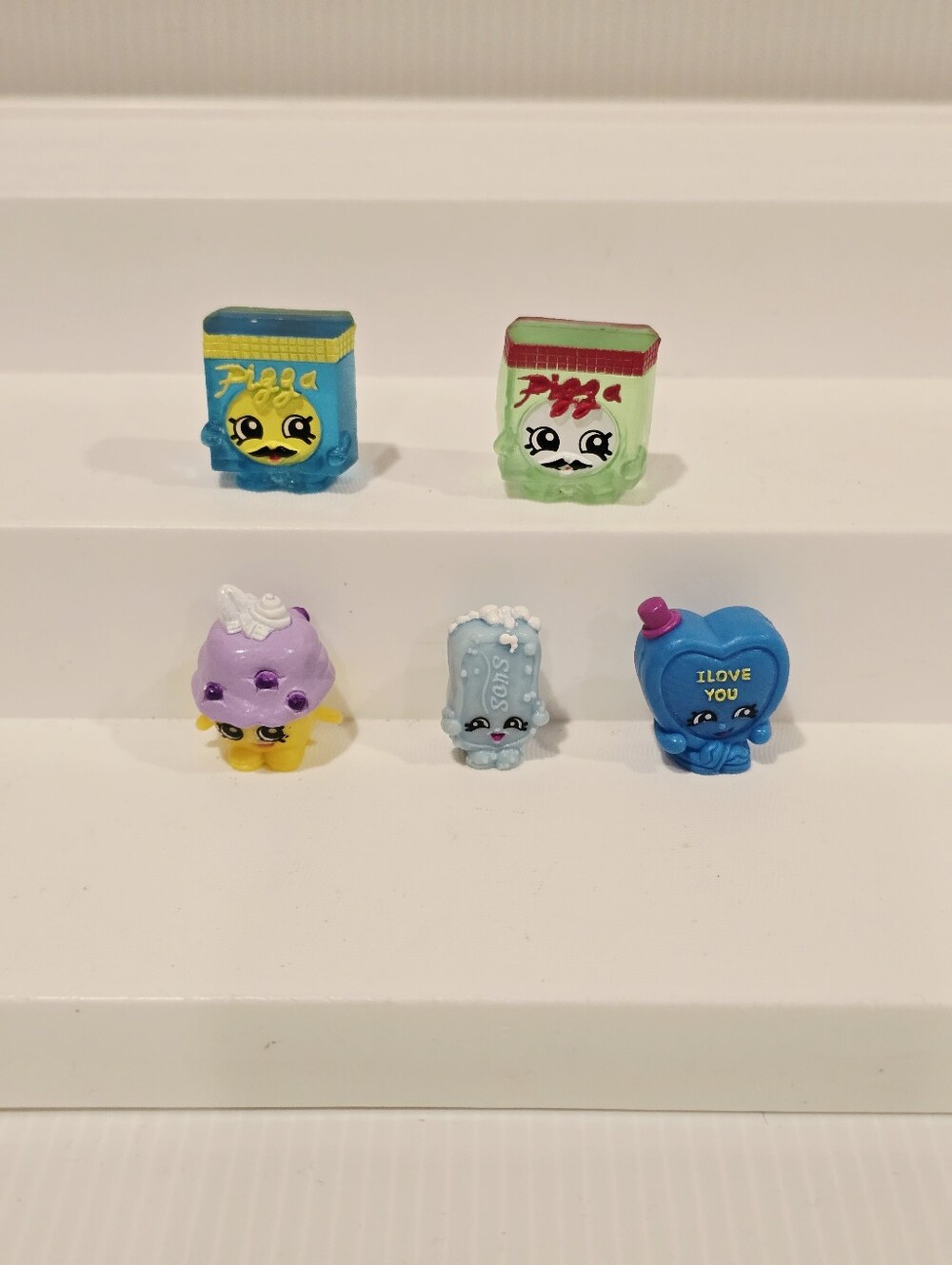 Shopkins Season 1 Pizza and Mini Figure Set